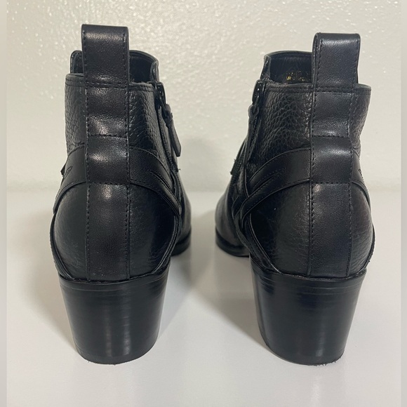 Cole Haan Pearlie Leather Ankle Bootie Heels Boots Zipper Round Toe Black 6.5B - Picture 5 of 8